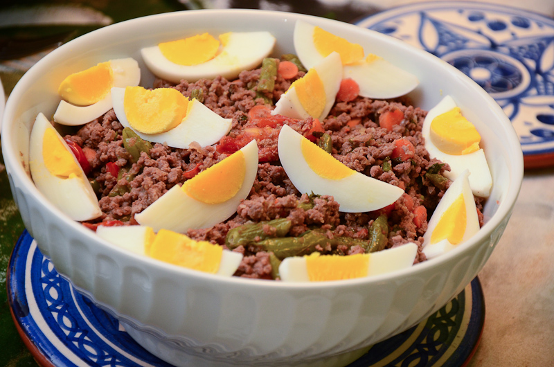 CARNE MOÍDA REFOGADA COM CENOURA E VAGEM